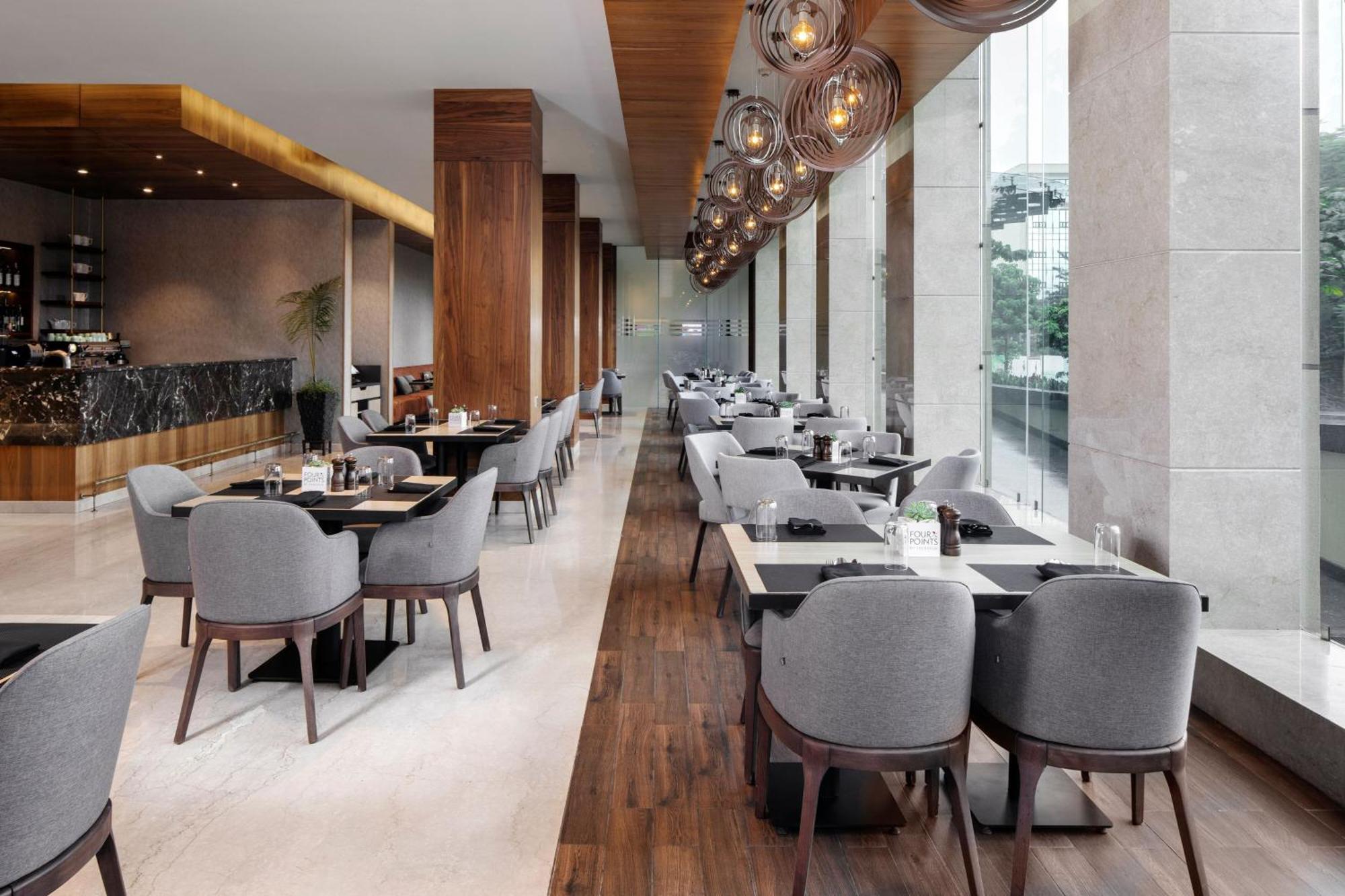Four Points By Sheraton Kigali Bagian luar foto