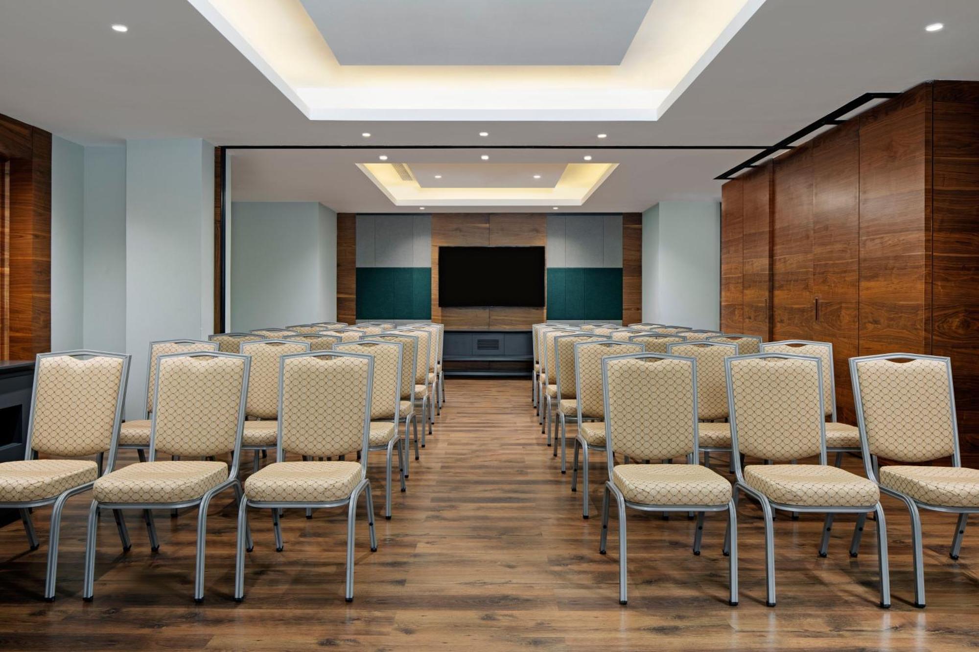 Four Points By Sheraton Kigali Bagian luar foto