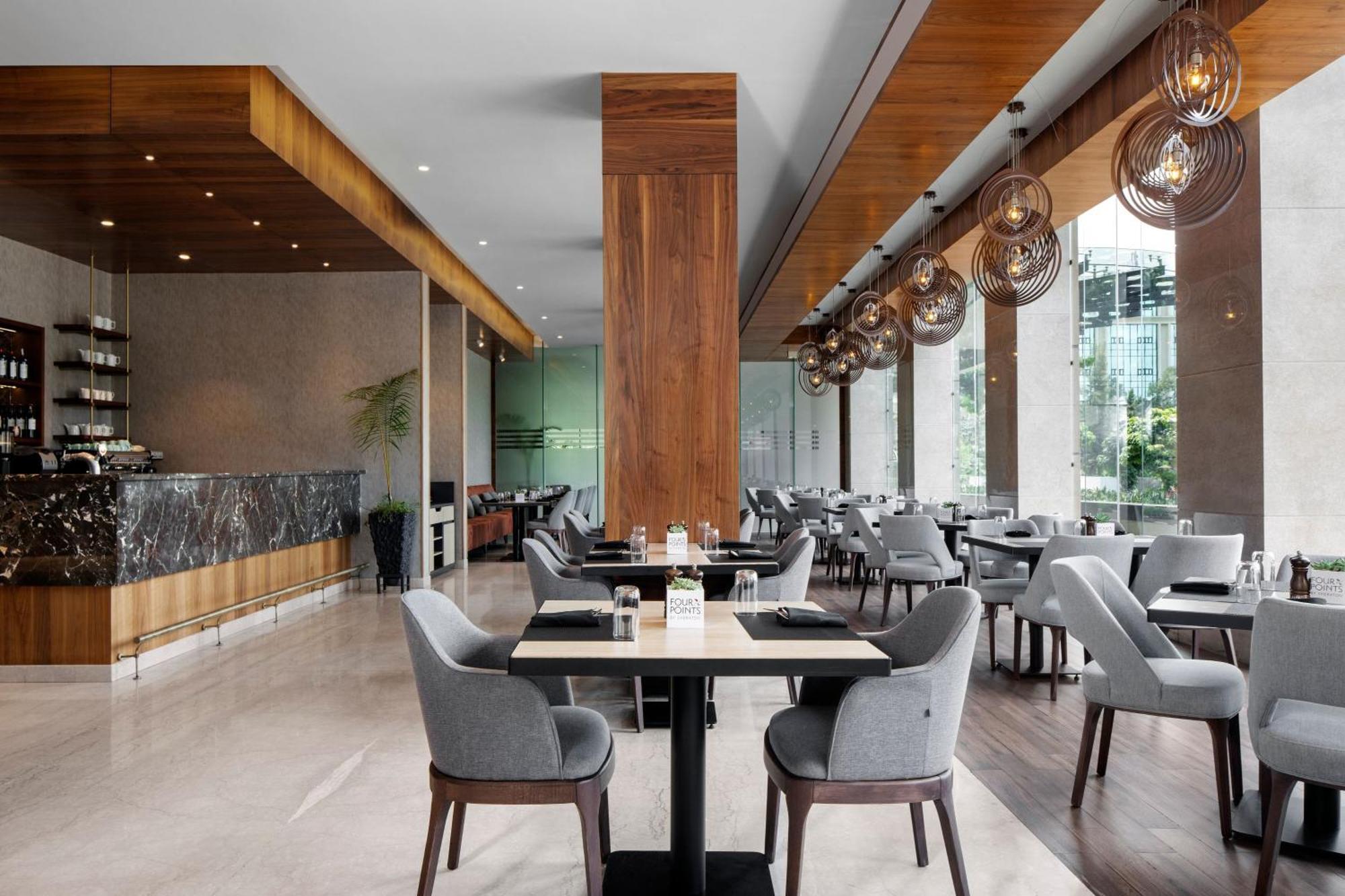 Four Points By Sheraton Kigali Bagian luar foto